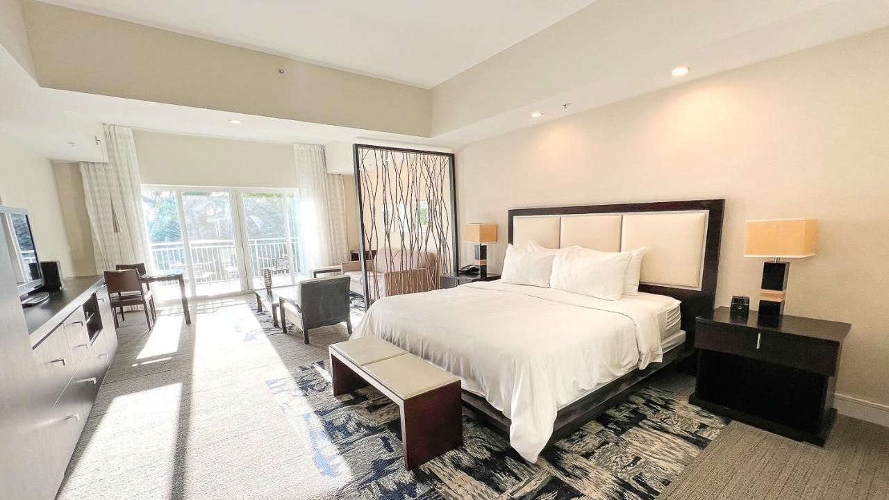 マイアミ Modern Private Studio - King Bed, Jacuzzi, Balcony And Poolアパートホテル エクステリア 写真